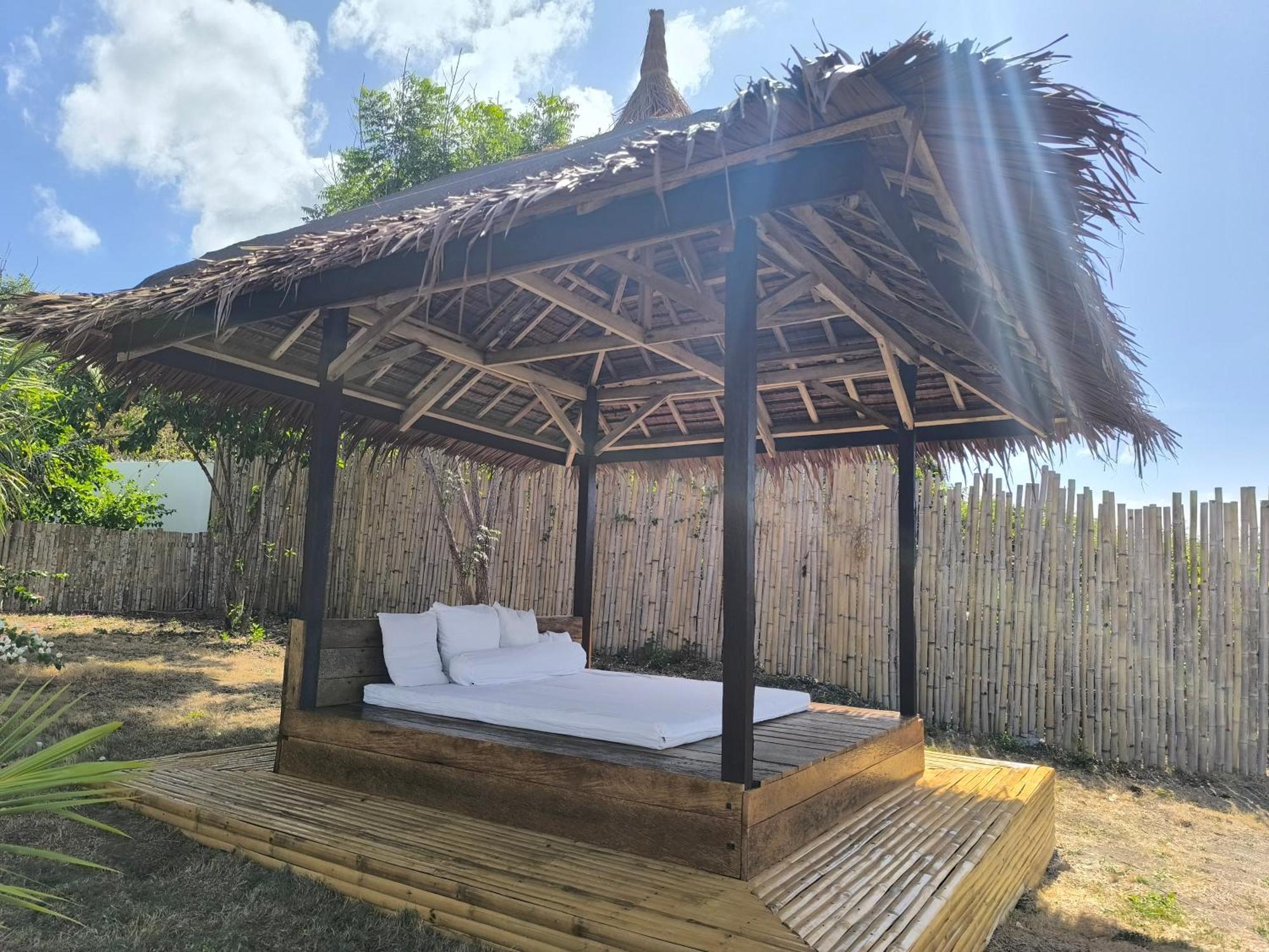 U Story Resort Сікіхор Екстер'єр фото